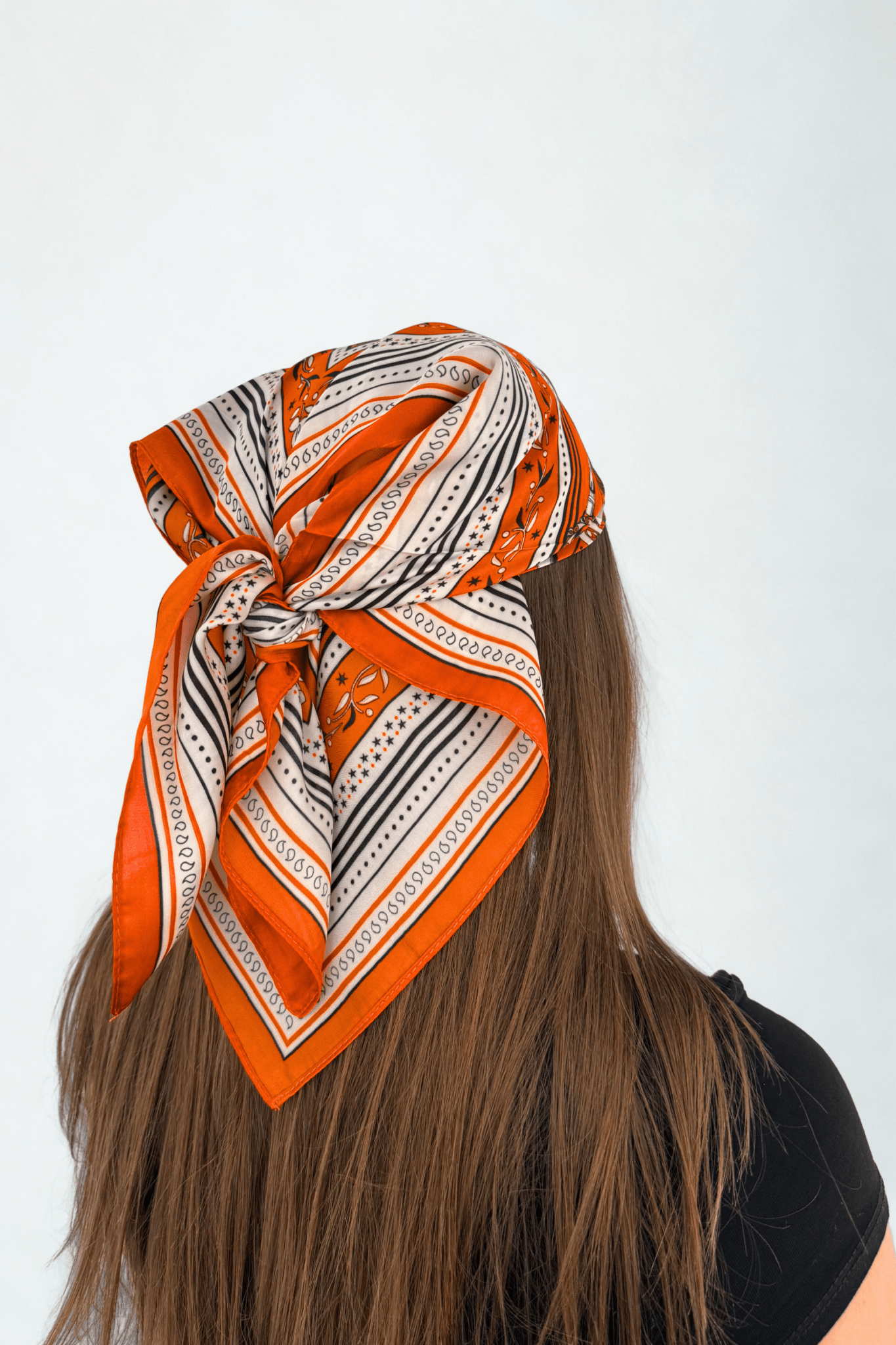 Oranje Sjaal - Navoir